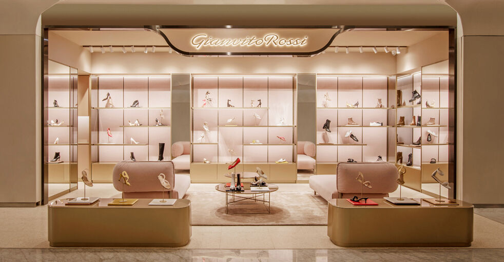ジャンヴィトロッシ　ミラノ Milan Santo Spirito | Gianvito Rossi